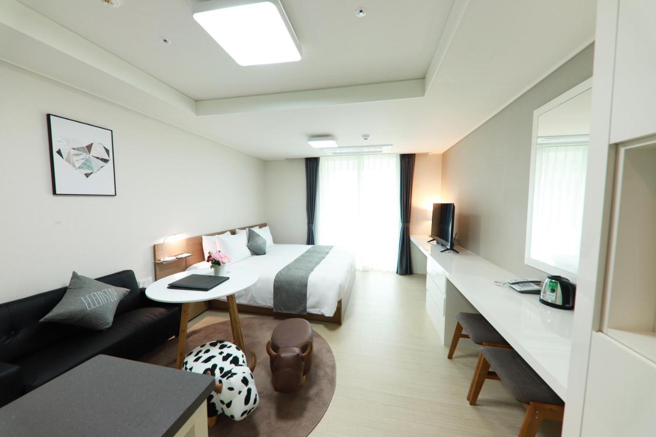 Geoje Leein Stay Hotel Zewnętrze zdjęcie