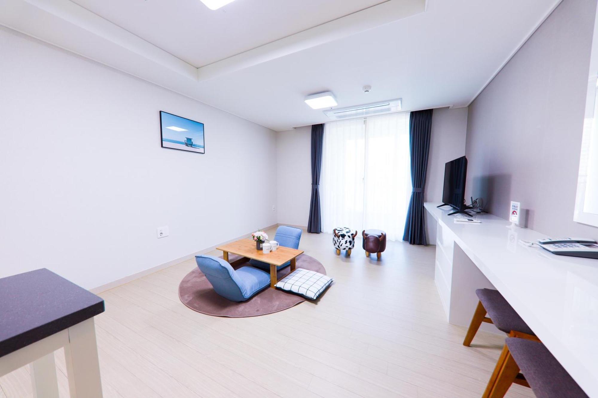 Geoje Leein Stay Hotel Zewnętrze zdjęcie