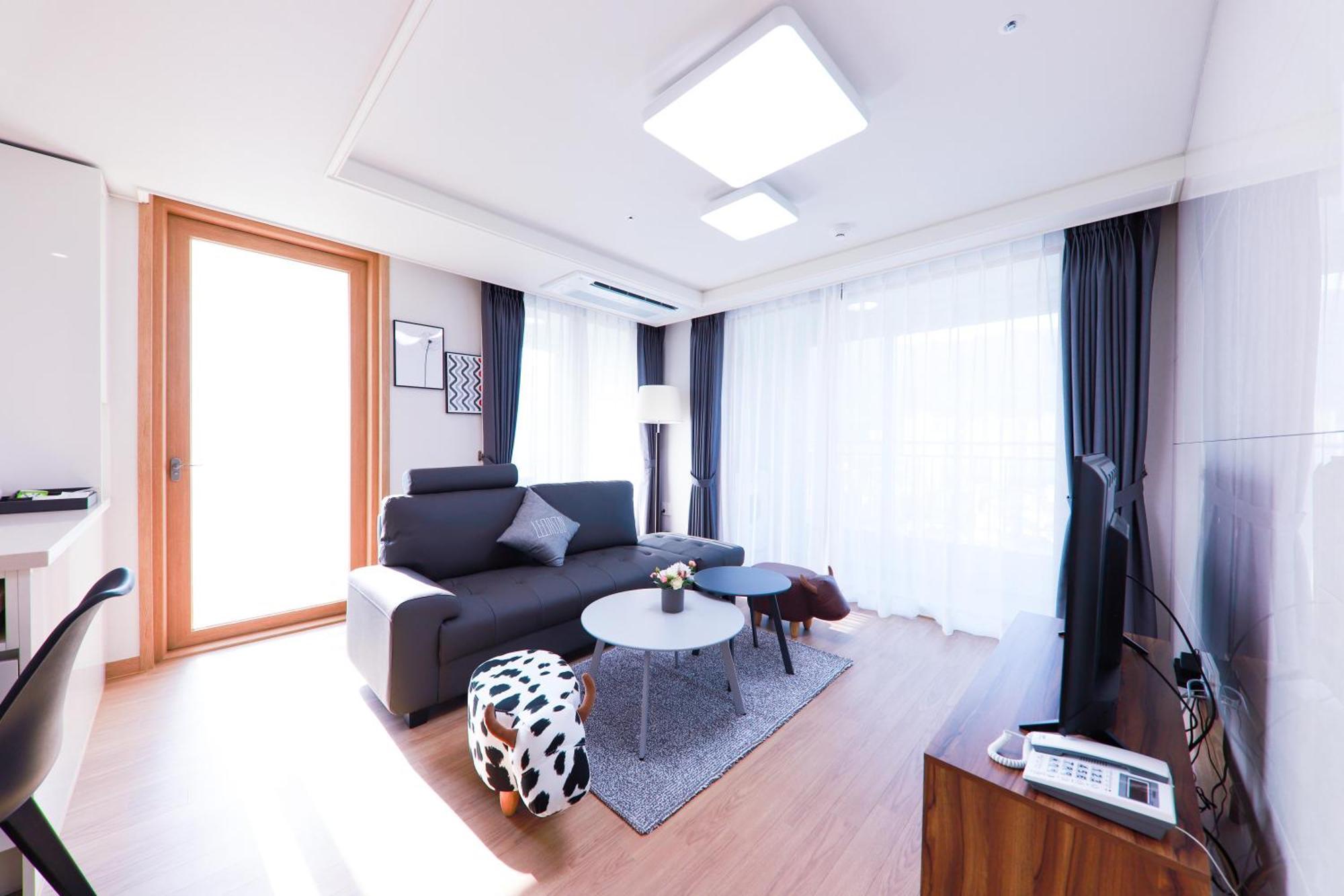 Geoje Leein Stay Hotel Zewnętrze zdjęcie